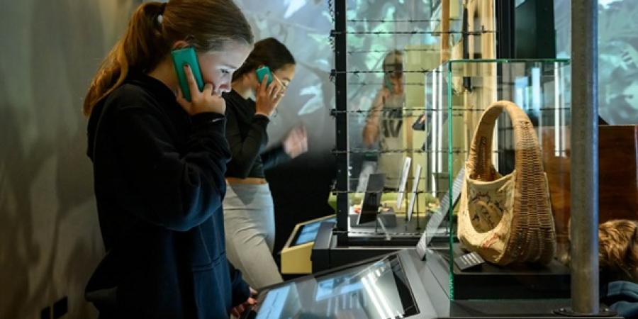 Burgerschap en dekolonisatie in Verzetsmuseum Amsterdam